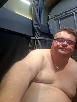 Tataurs' Live XXX Chat