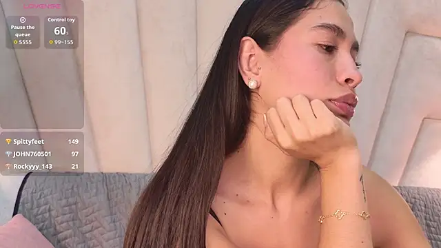 JuliaaVega – Naživo XXX chat