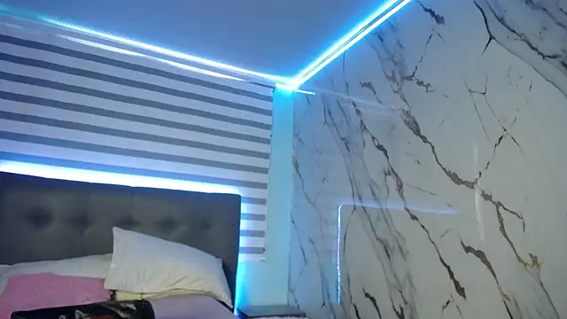 kylievoosx Chat XXX live