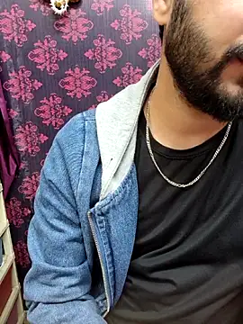 Cute_Lucky Show in webcam