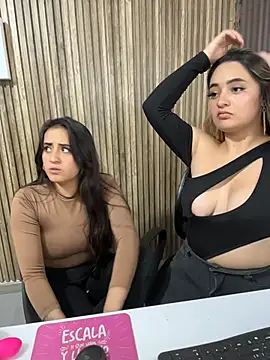 Antonella_Julieta's Webcam Show