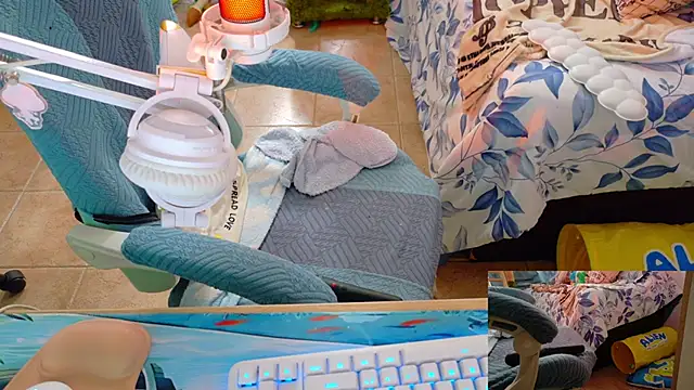 minakitsume Chat XXX in diretta