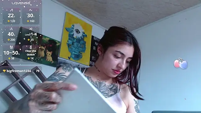 ZoeBakers_ 라이브 XXX 채팅