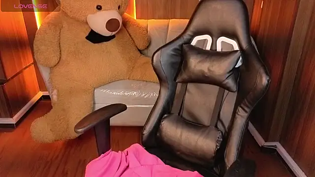 Kitty_fox_b élő XXX-chatje