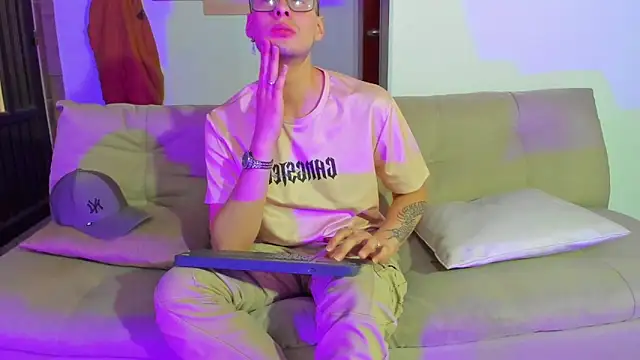 Vlad__night Live XXX Chat