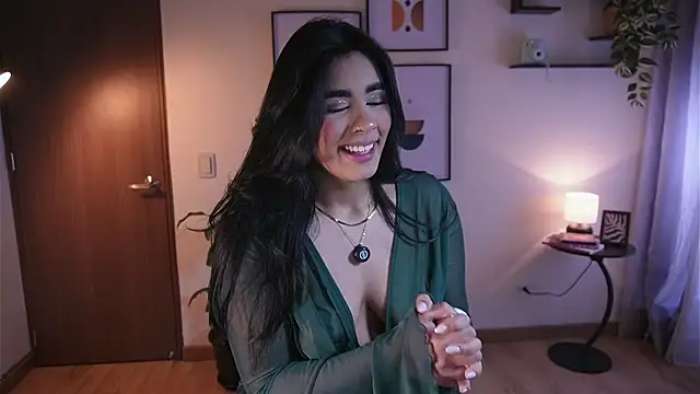 Pokazy przed kamerką – Isabella_dior