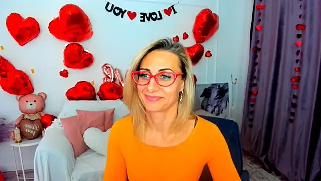 MuseOfStage élő XXX-chatje