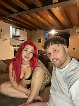 Dollyred: απευθείας συνομιλία ΧΧΧ