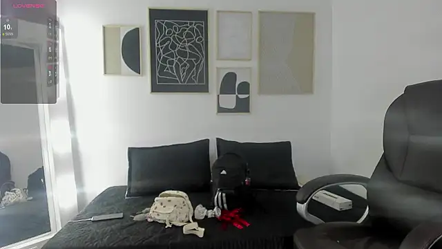 Živý XXX chat _sharlotte777