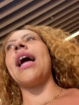 Show de Chloe_Leaozinho na webcam