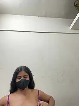 sexy-riya43 Adlı Modelin Web Kamerası Şovu