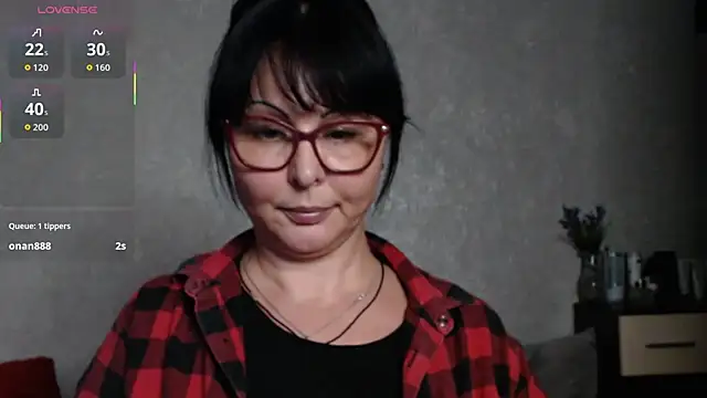 دردشة _Brynetka_ الجنسية المباشرة