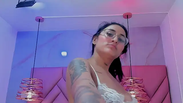 แชท XXX สดของ Ibbie_drastic