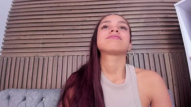 CarolineFyre's Live XXX Chat