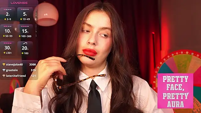 EmiliyaRoude élő XXX-chatje