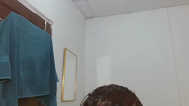 Thalian Live XXX-chat