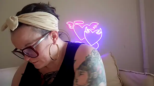 Chat XXX ao vivo de quinnmariexo