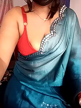 EeshaBhabiのライブXXXチャット