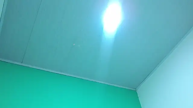 avaleri_cherry Chat XXX in diretta