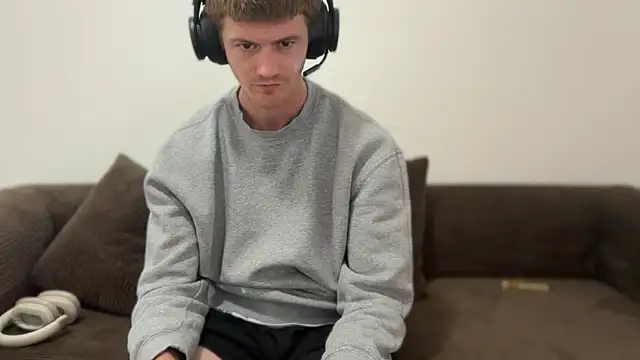 greekmythics' Live XXX Chat