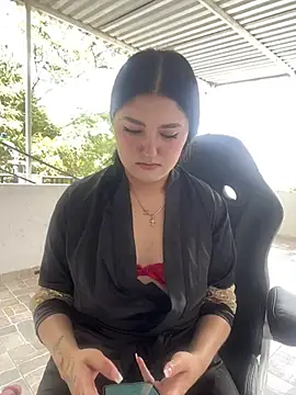 دردشة Celestee69 الجنسية المباشرة