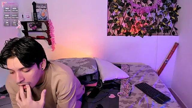 Chat XXX ao vivo de kylietimothee