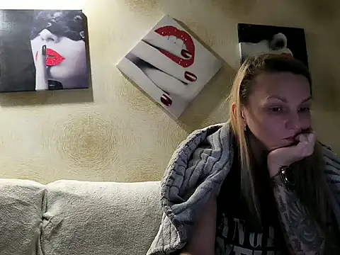 Онлайн чат XXX alythea