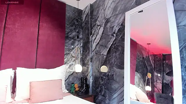 _salomeemill Chat XXX in diretta