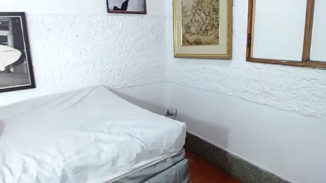 JulianaLopera1's Live XXX Chat