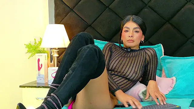 Онлайн чат XXX Holly_Brensonexx_