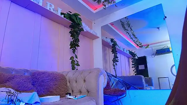 miranda_villa live XXX chat