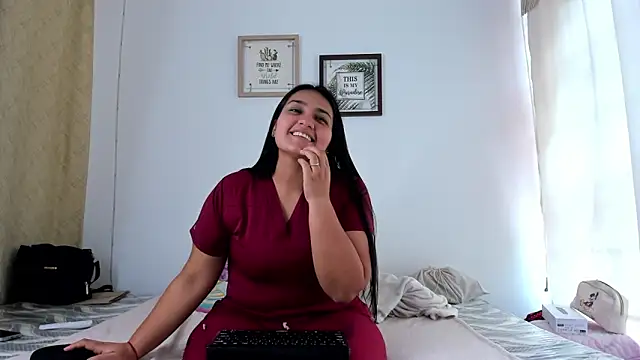 Chat XXX ao vivo de selena_jhonson