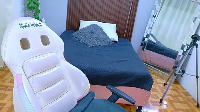 Miss_Adriana01n Live XXX chat