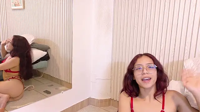 Abrilmirren: απευθείας συνομιλία ΧΧΧ