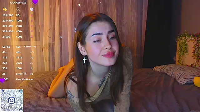 TinyMollys: онлайн-секс-чат