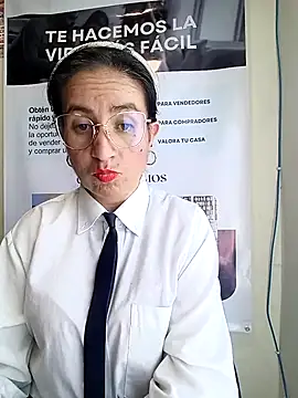 Valentina--1n Live XXX chat