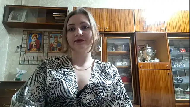 MysticSteph Live XXX-chat