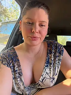 mangolini_parrocini's Live XXX Chat