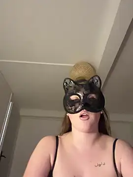 FrancaiseLili's Live XXX Chat