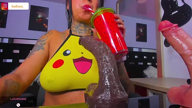 Kadarah's Live XXX Chat