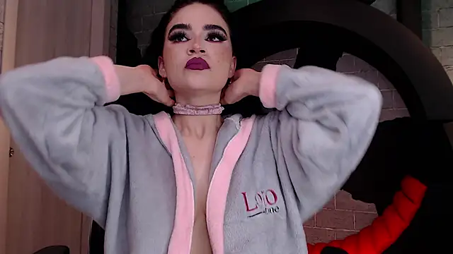 Valeriabigass: απευθείας συνομιλία ΧΧΧ