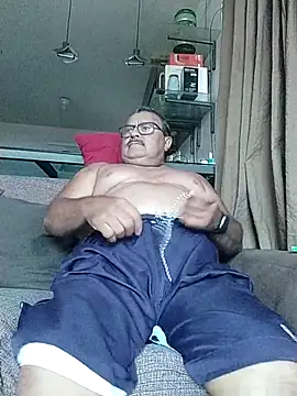 Chatroom XXX en direct de Misterymem63