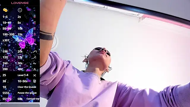 Chat +18 de valen_gill ao vivo