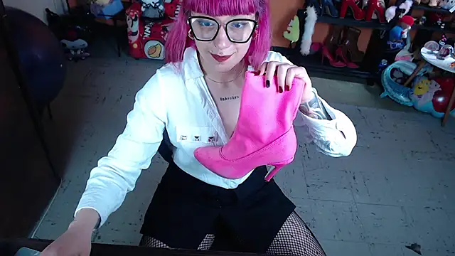 MissMiia2 Chat XXX live