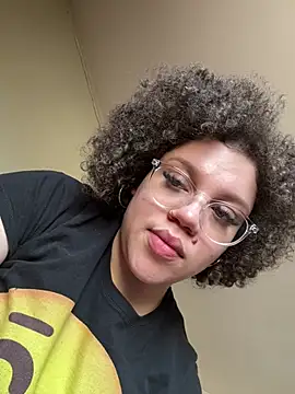 Czat XXX na żywo – QueenNuttCollector