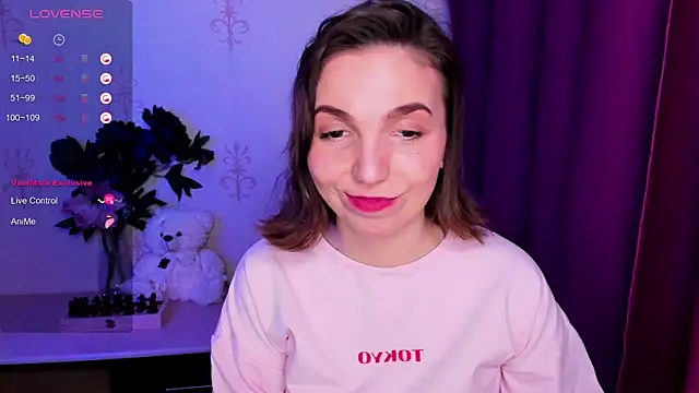 KindHazelHere_ live XXX chat