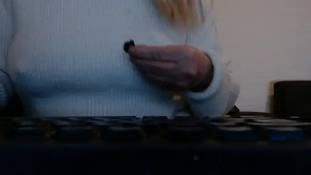 missdesinl Show in webcam