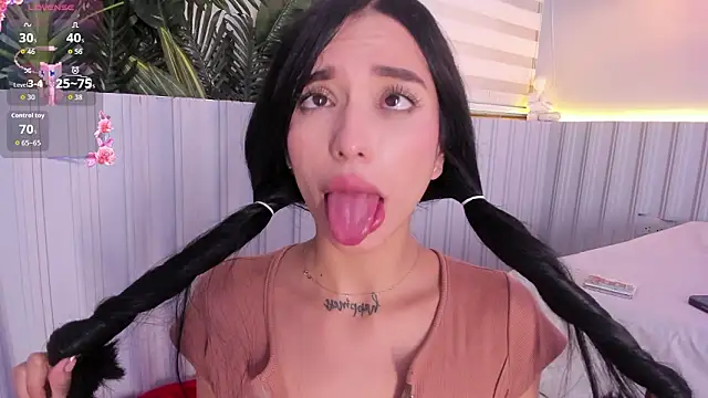 stephanymonroe live XXX chat