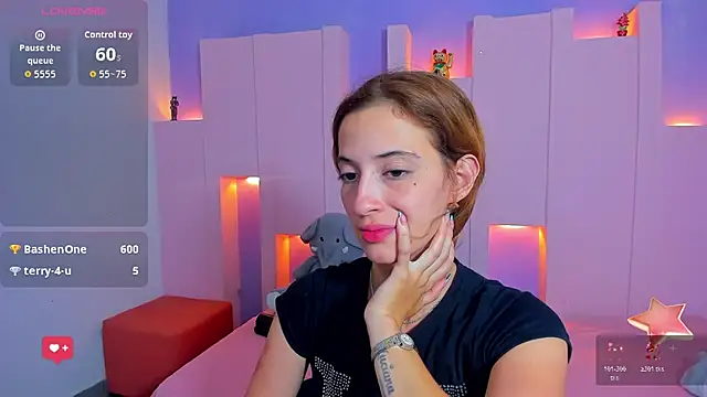 emilywilliis 现场XXX聊天