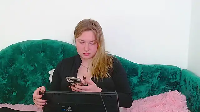 VladaHotxx's Live XXX Chat